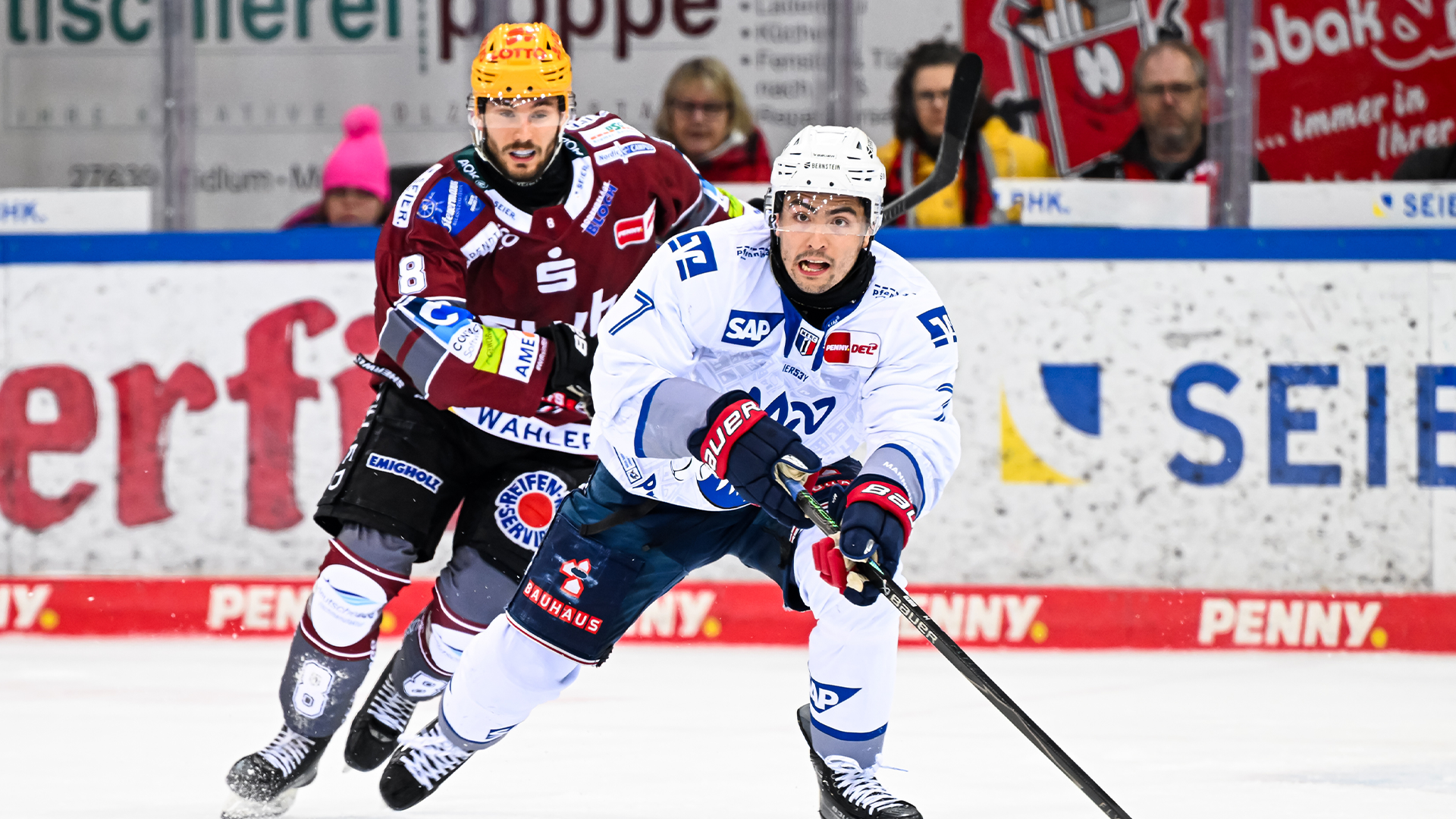 Pinguins Bremerhaven gg. Adler Mannheim